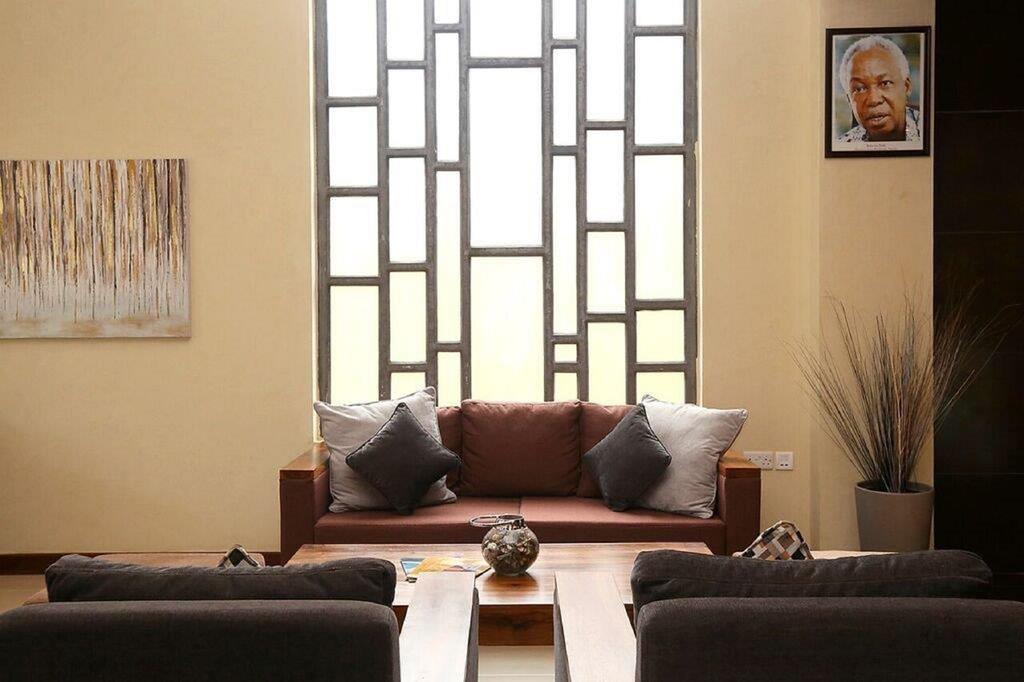 ארושה Venus Premier Hotel מראה חיצוני תמונה